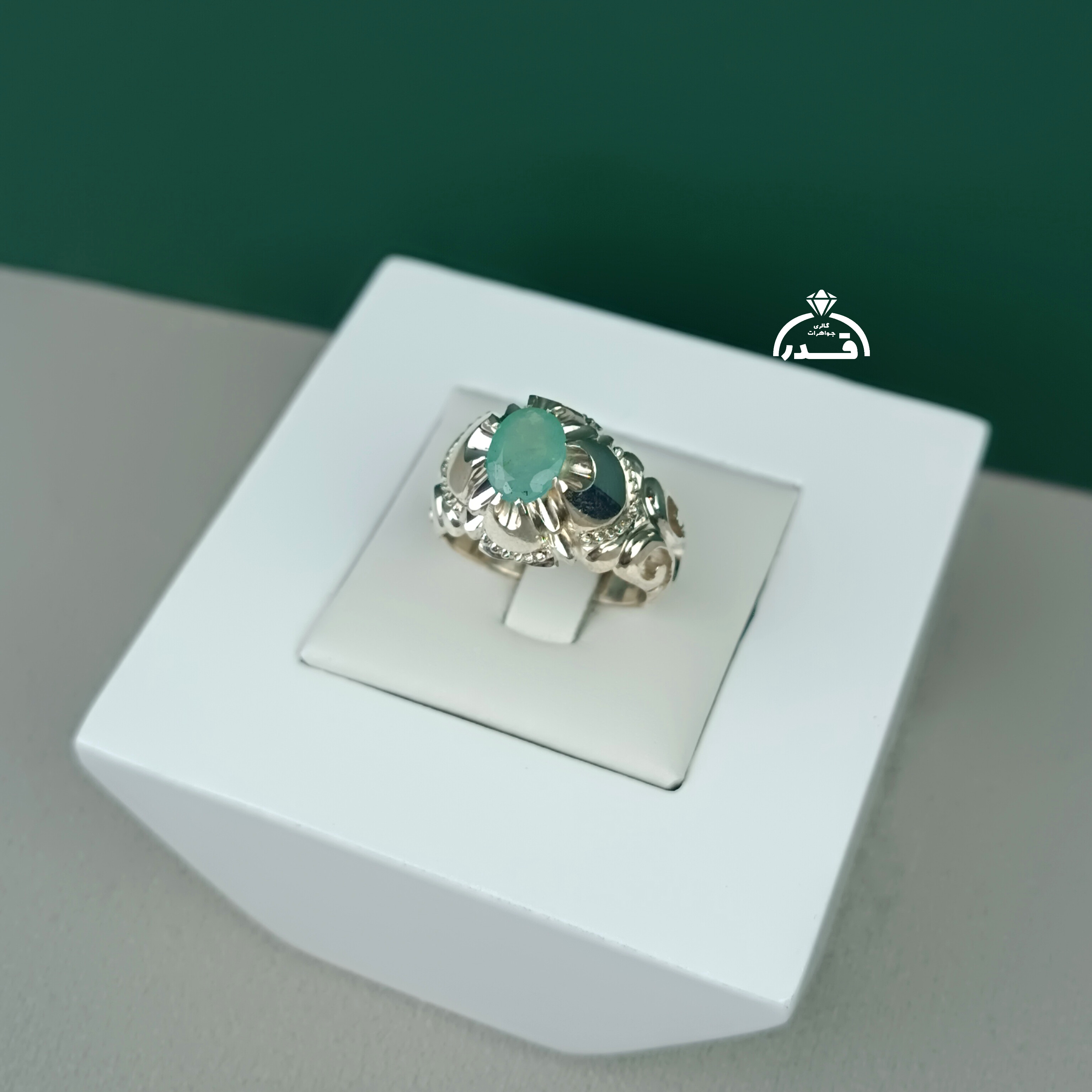 انگشتر زمرد زامبیا طبیعی کد 2295